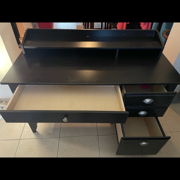 Computer Desk - Picture 2 of 4